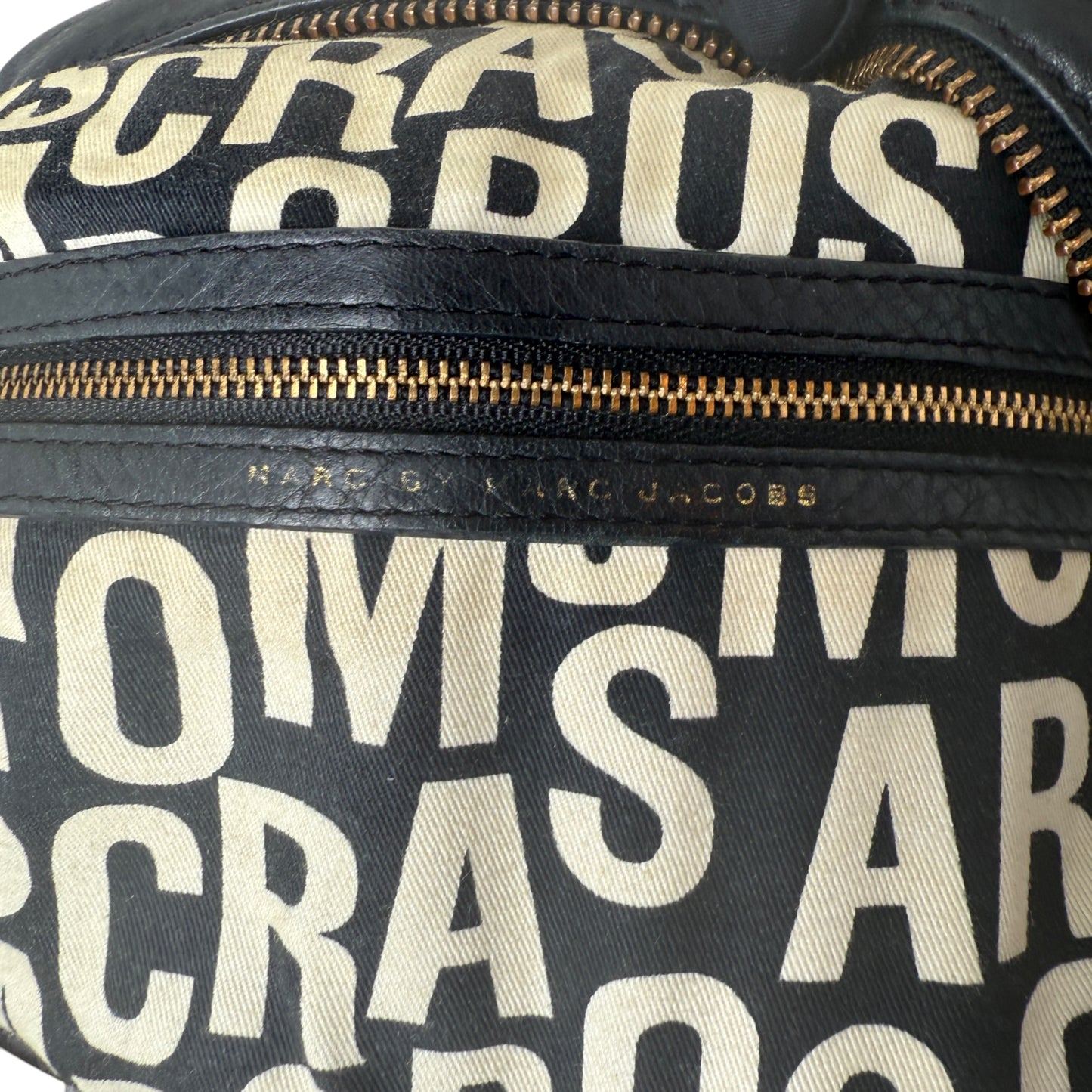 MARC BY MARC JACOBS 2-WAY EVERYDAY BAG
