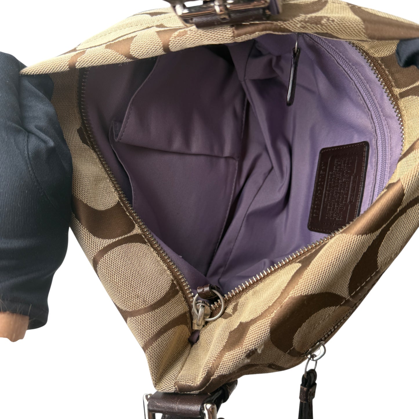 COACH SIGNATURE SHOULDER BAG