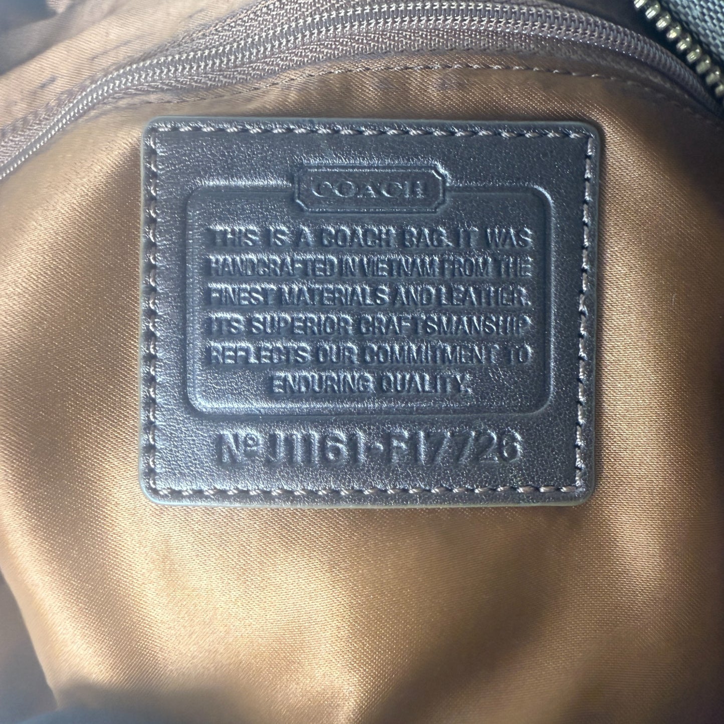 COACH SIGNATURE GALLERY TOTE BAG