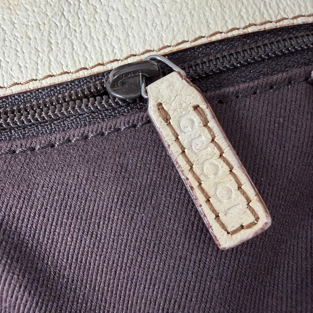 GUCCI GG CANVAS HOBO BAG