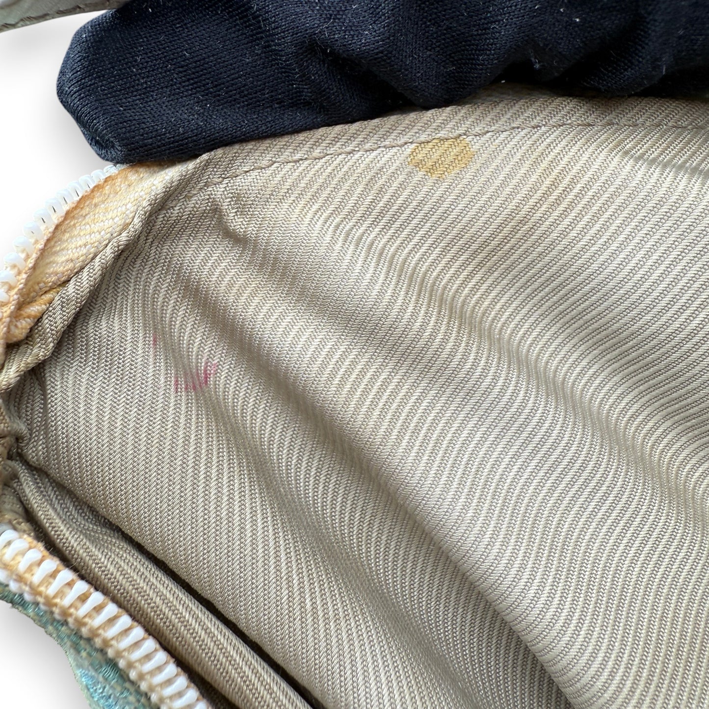 GUCCI BOAT POCHETTE BAG