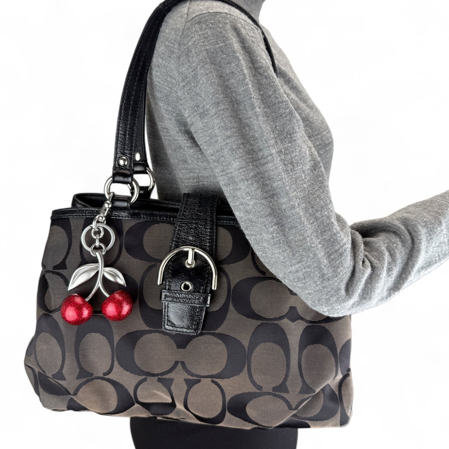 COACH SIGNATURE SOHO SIGNATURE SHOULDER BAG