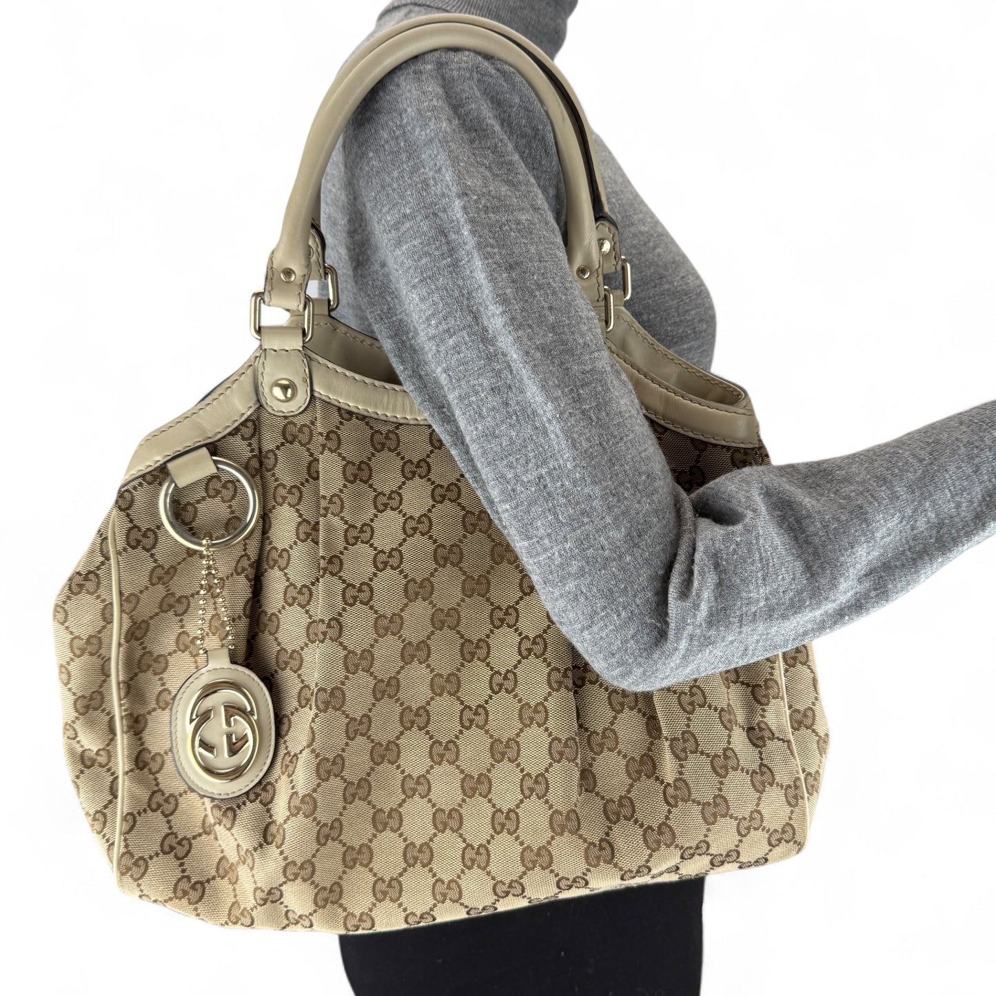 GUCCI GG MEDIUM SUKEY TOTE BAG