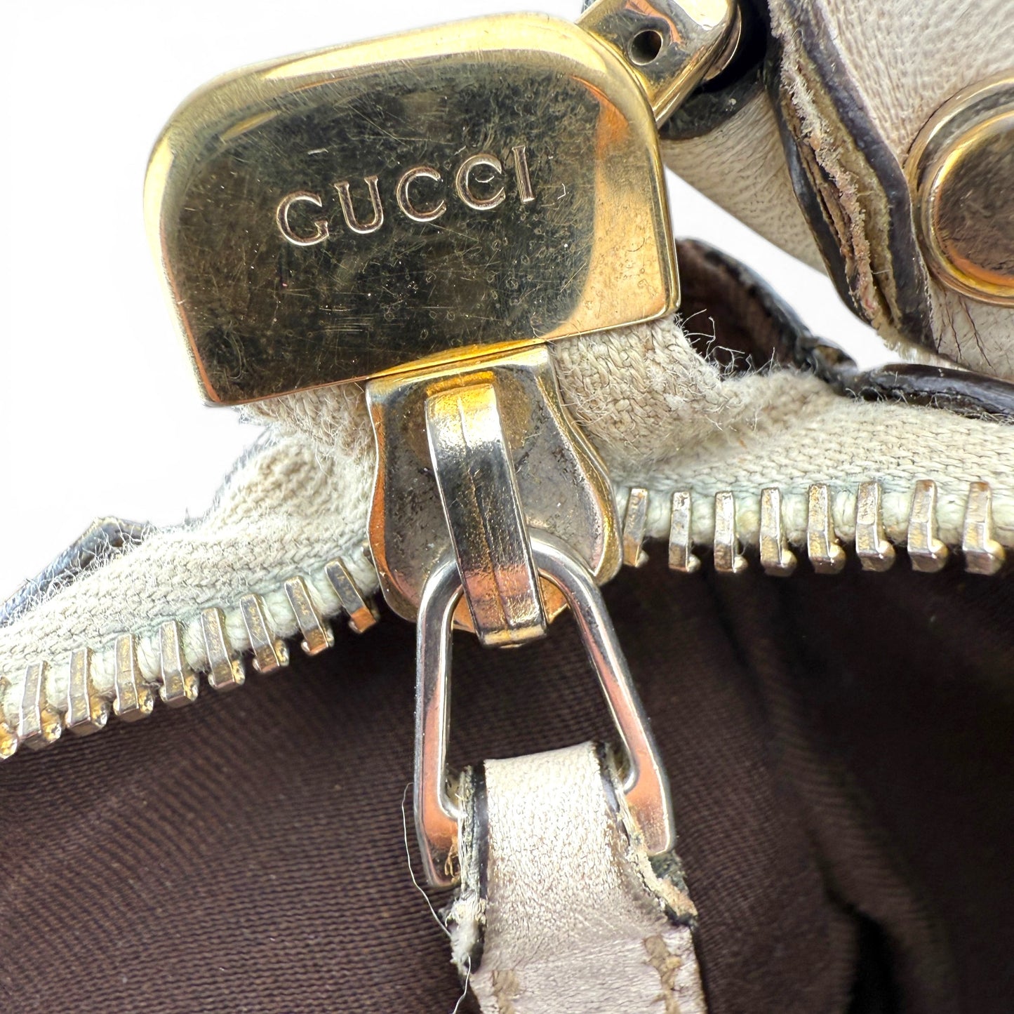 GUCCI D-RING ABBEY HOBO BAG (LARGE)