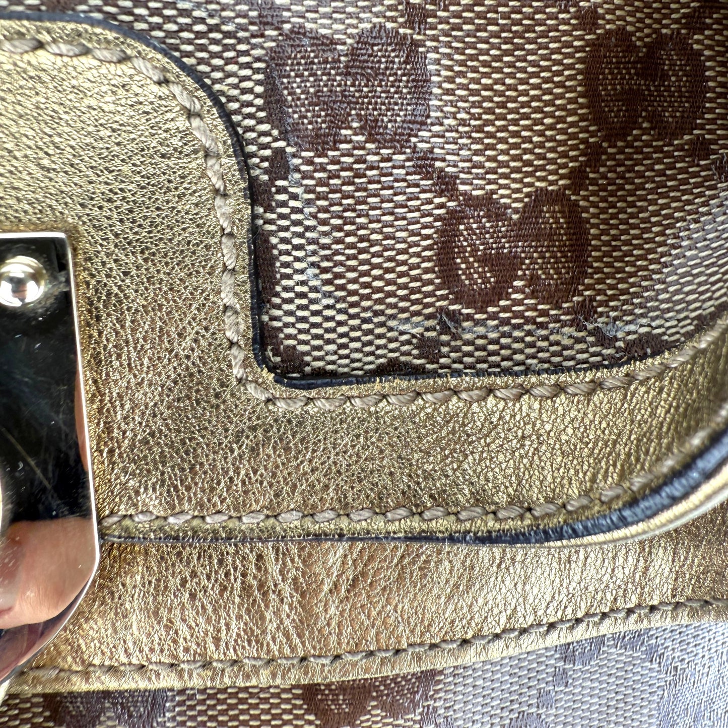 GUCCI GG INDY HOBO BAG GOLD