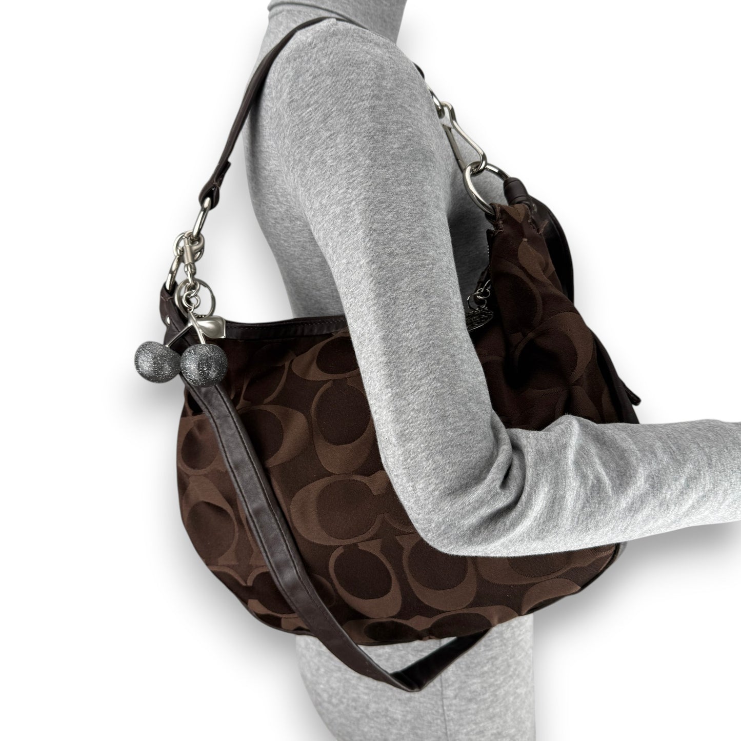 COACH SIGNATURE HOBO BAG BROWN