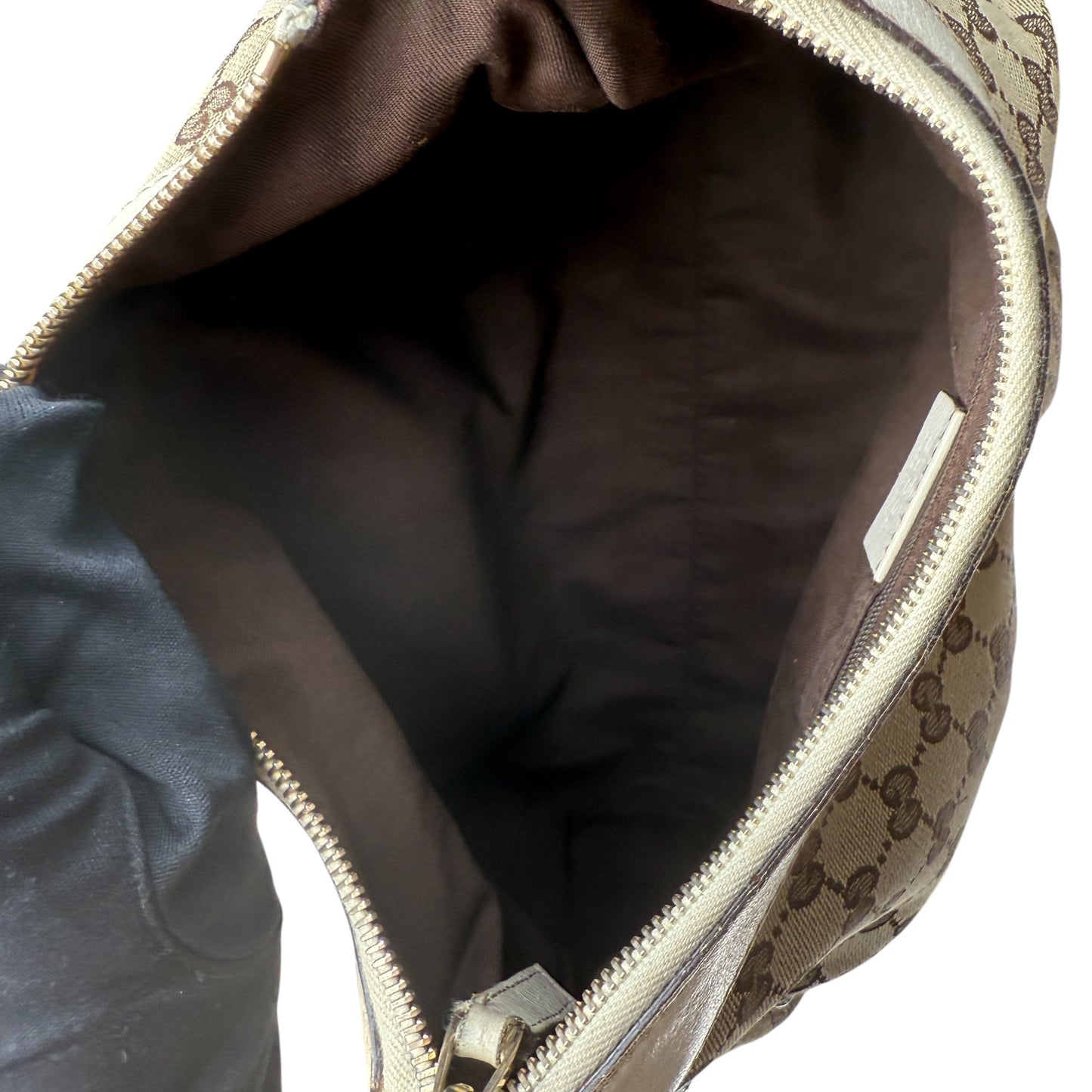 GUCCI GG CANVAS CHARMY 