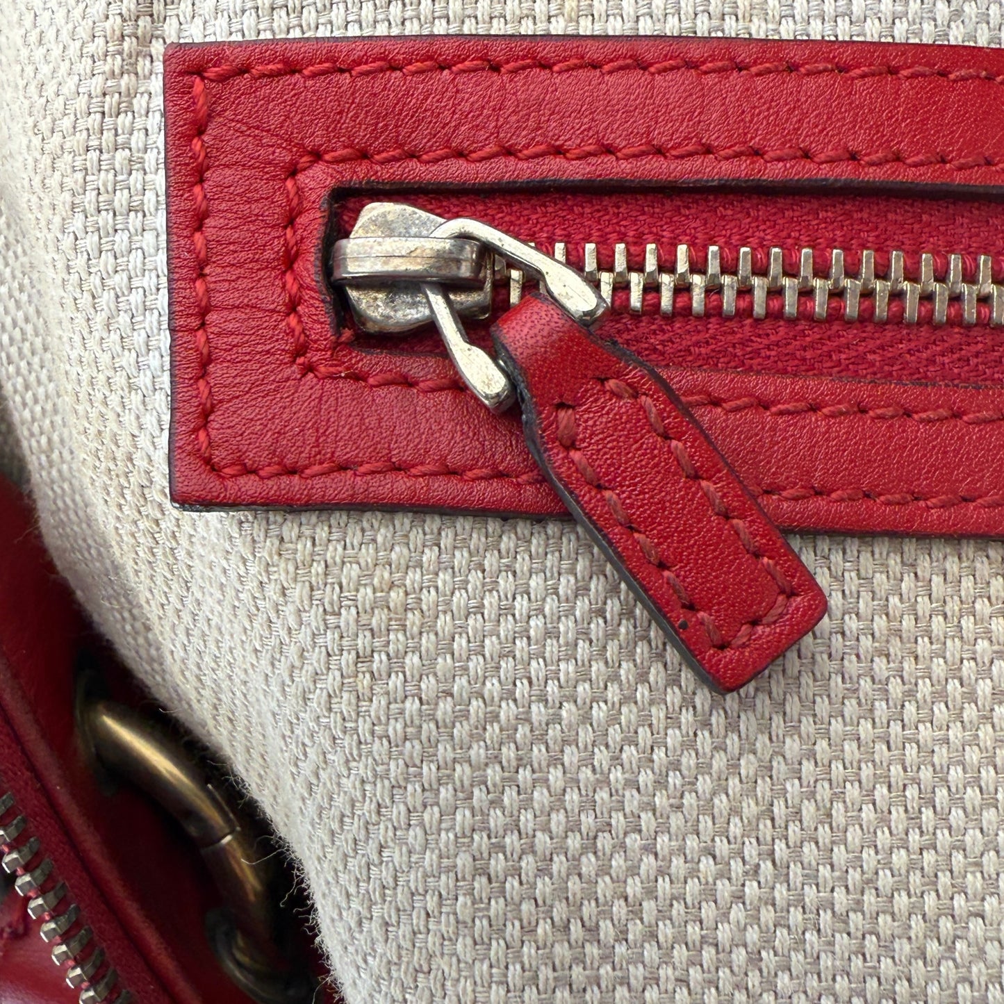 GUCCI GG CANVAS VALENTINE SATCHEL BAG