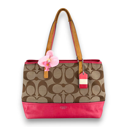COACH HAMPTONS TAN AND CORAL PINK SHOULDER BAG