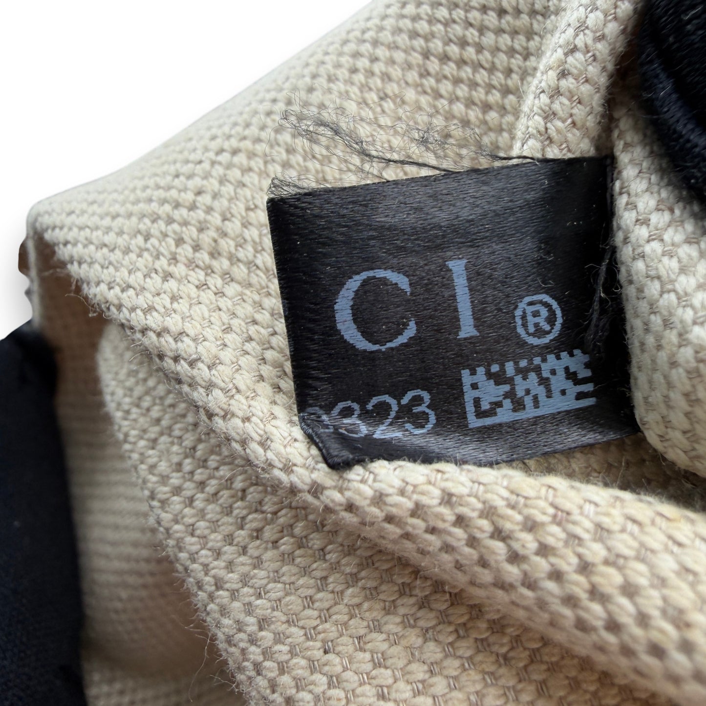 GUCCI GG CANVAS MEDIUM LOVELY HEART SHOULDER BAG