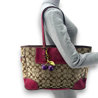 COACH SOHO PLEATED SIGNATURE TOTE 