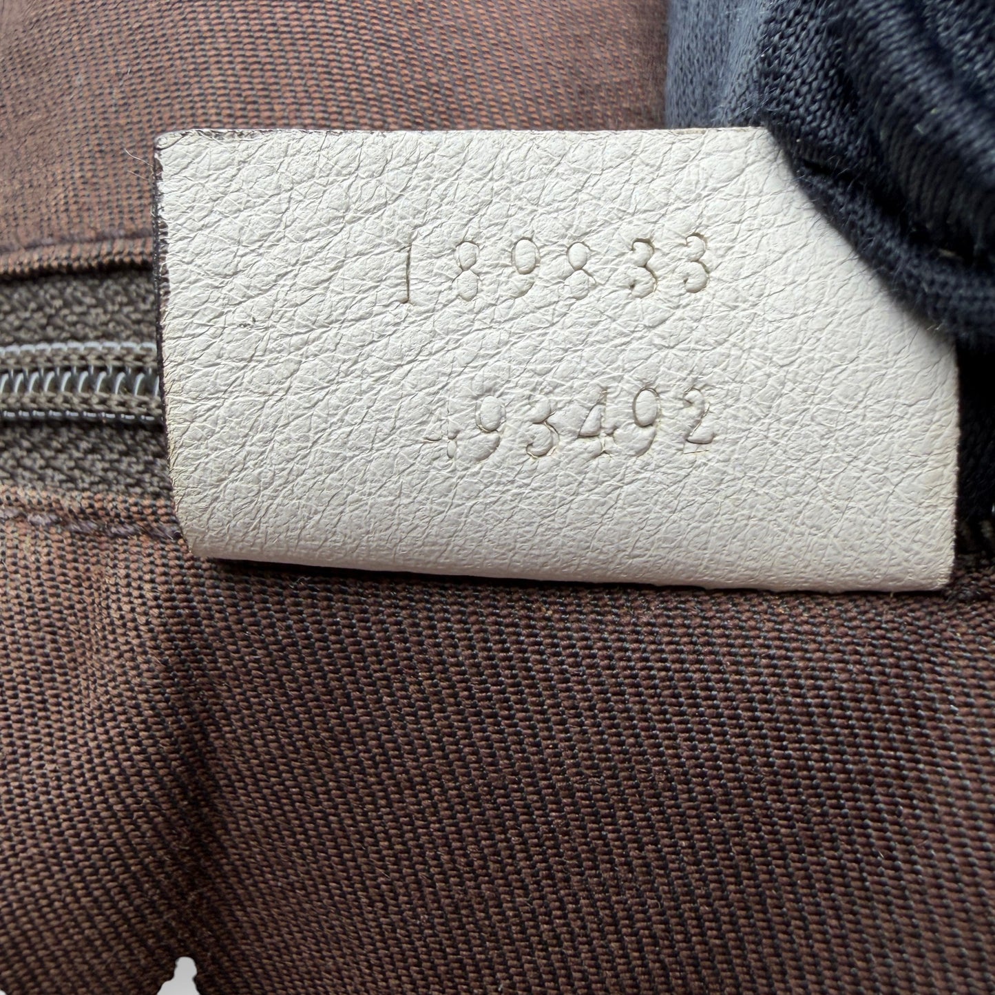 GUCCI D-RING ABBEY HOBO BAG
