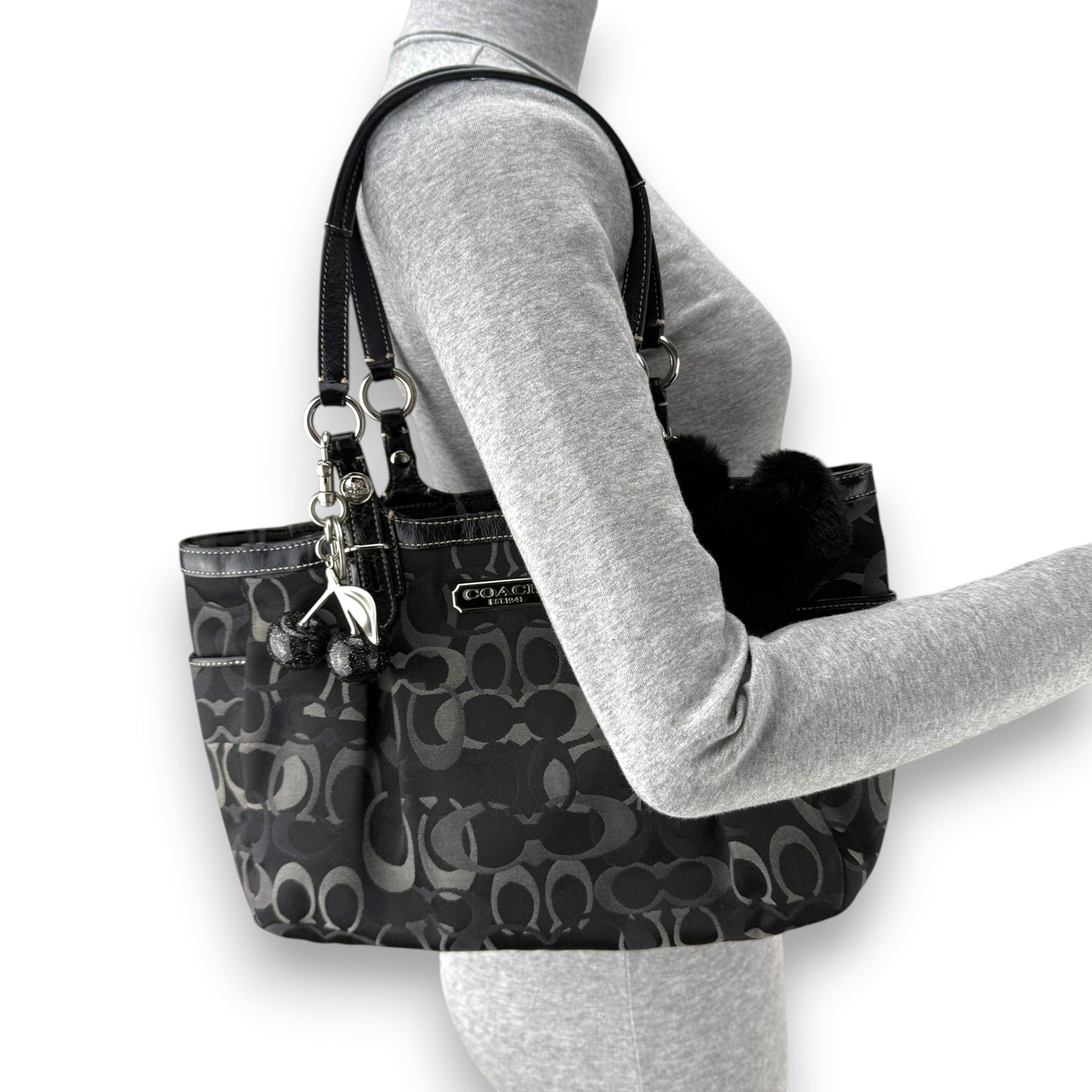 COACH GALLERY TOTE BAG BLACK