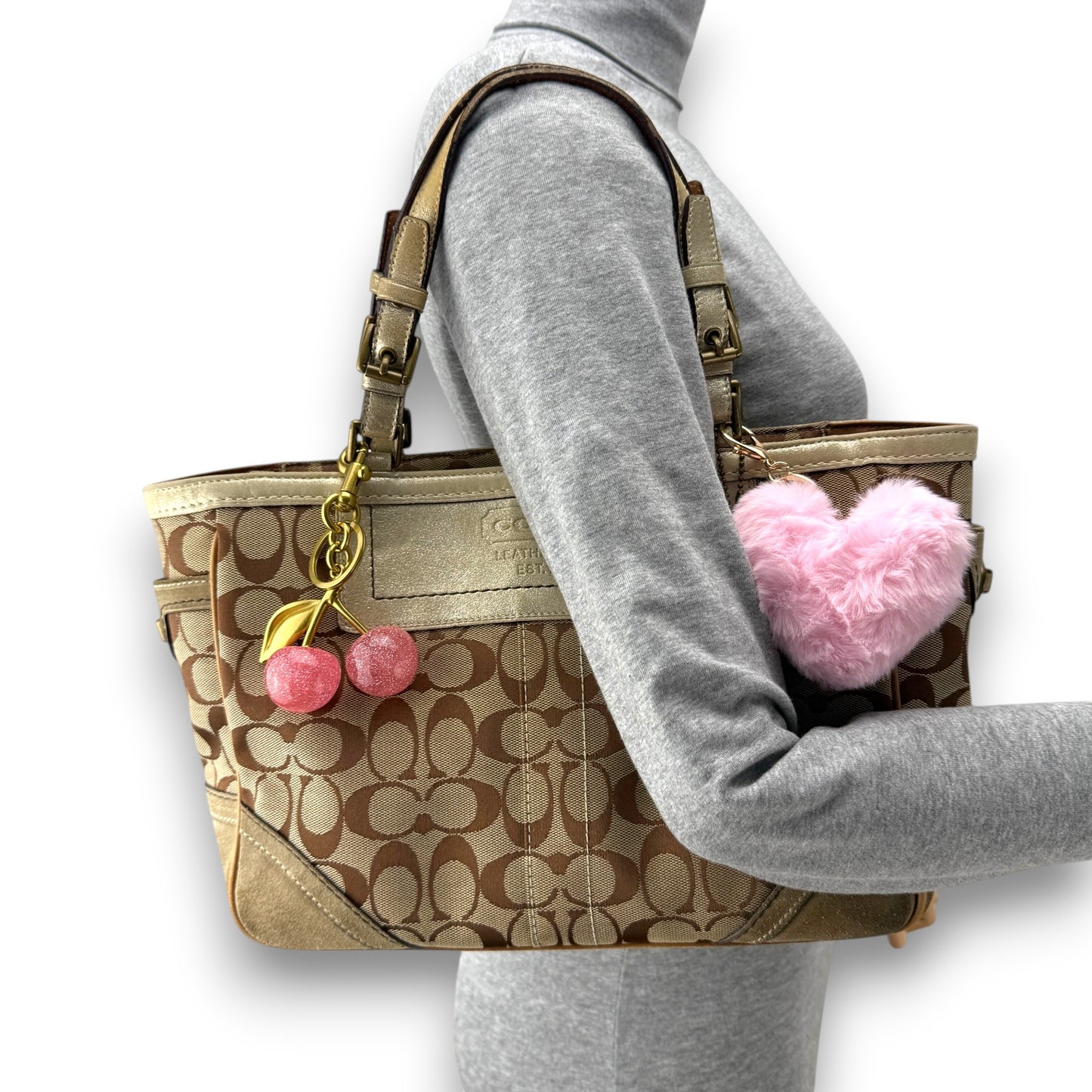COACH SIGNATURE SUEDE GOLD TOTE BAG