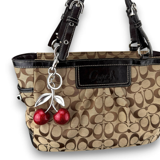 COACH SOHO PLEATED SIGNATURE TOTE 