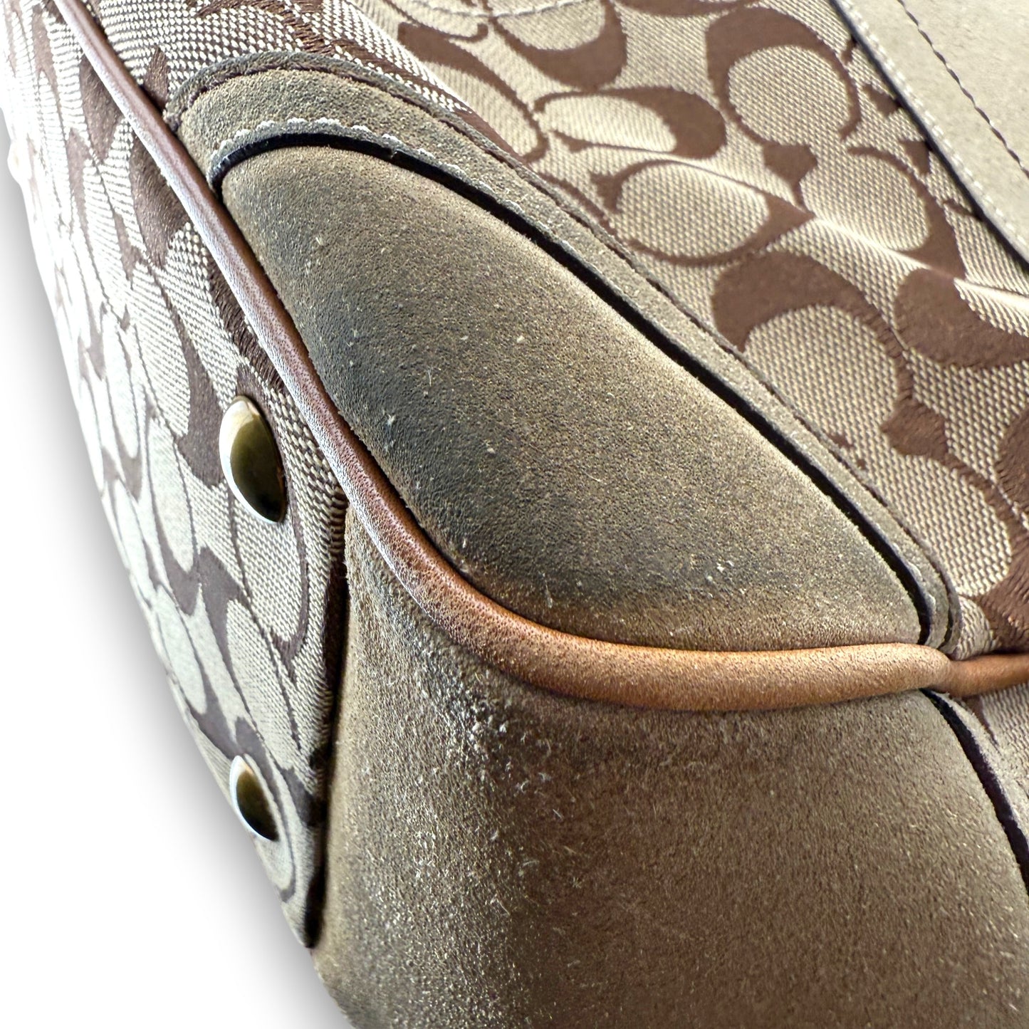 COACH SIGNATURE SUEDE GOLD TOTE BAG
