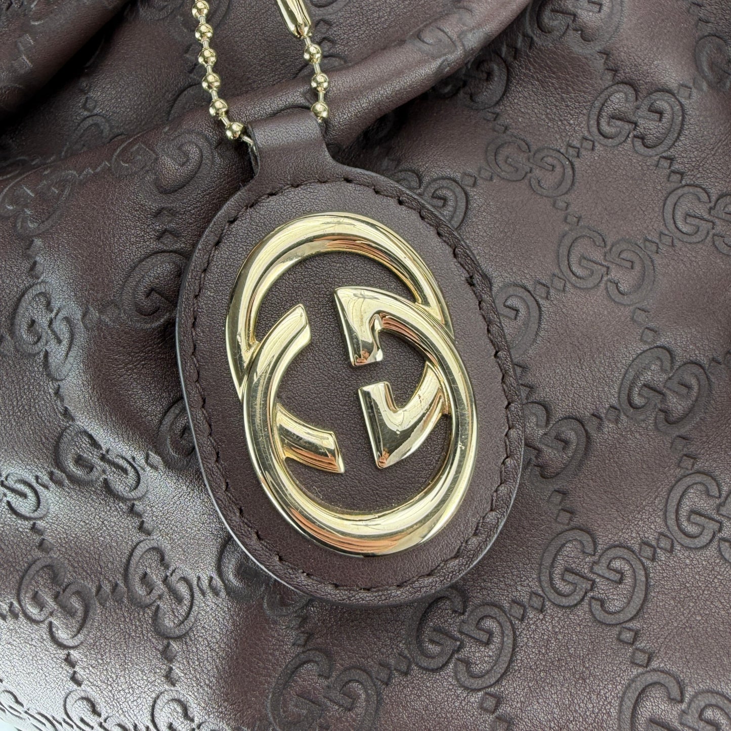 GUCCI GG SUKEY MEDIUM BROWN LEATHER SHOULDER BAG