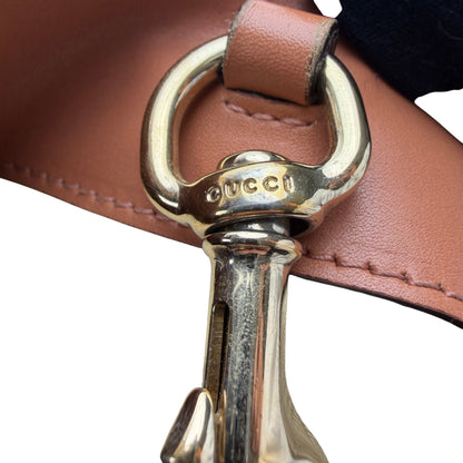 GUCCI GG CANVAS CHARMY 