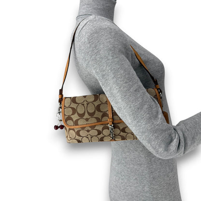 COACH SIGNATURE CLIP BAG