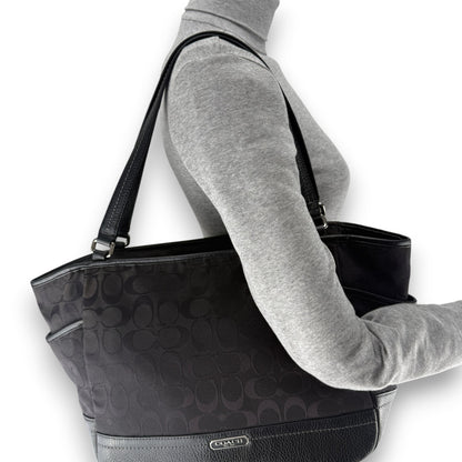 COACH SIGNATURE BLACK SHOPPER BAG