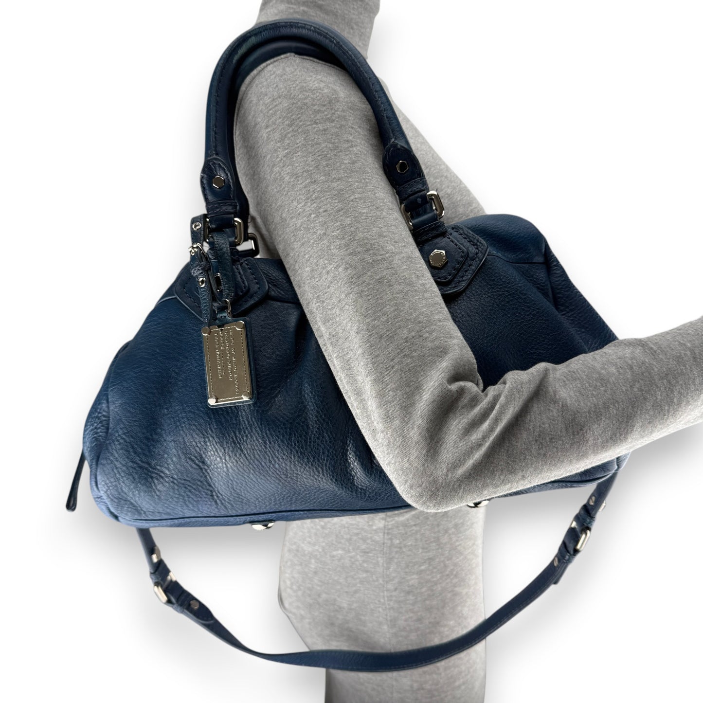 MARC BY MARC JACOBS BLUE CLASSIC Q  BAG (LARGE)