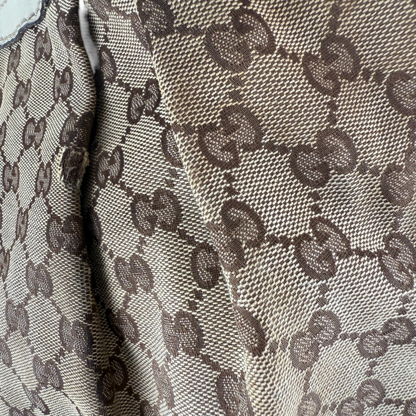 GUCCI GG MEDIUM SUKEY TOTE BAG