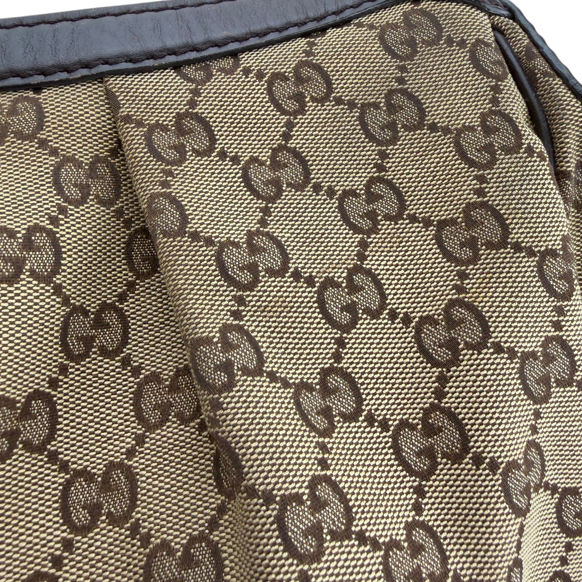 GUCCI GG SUKEY MEDIUM BROWN SHOULDER BAG