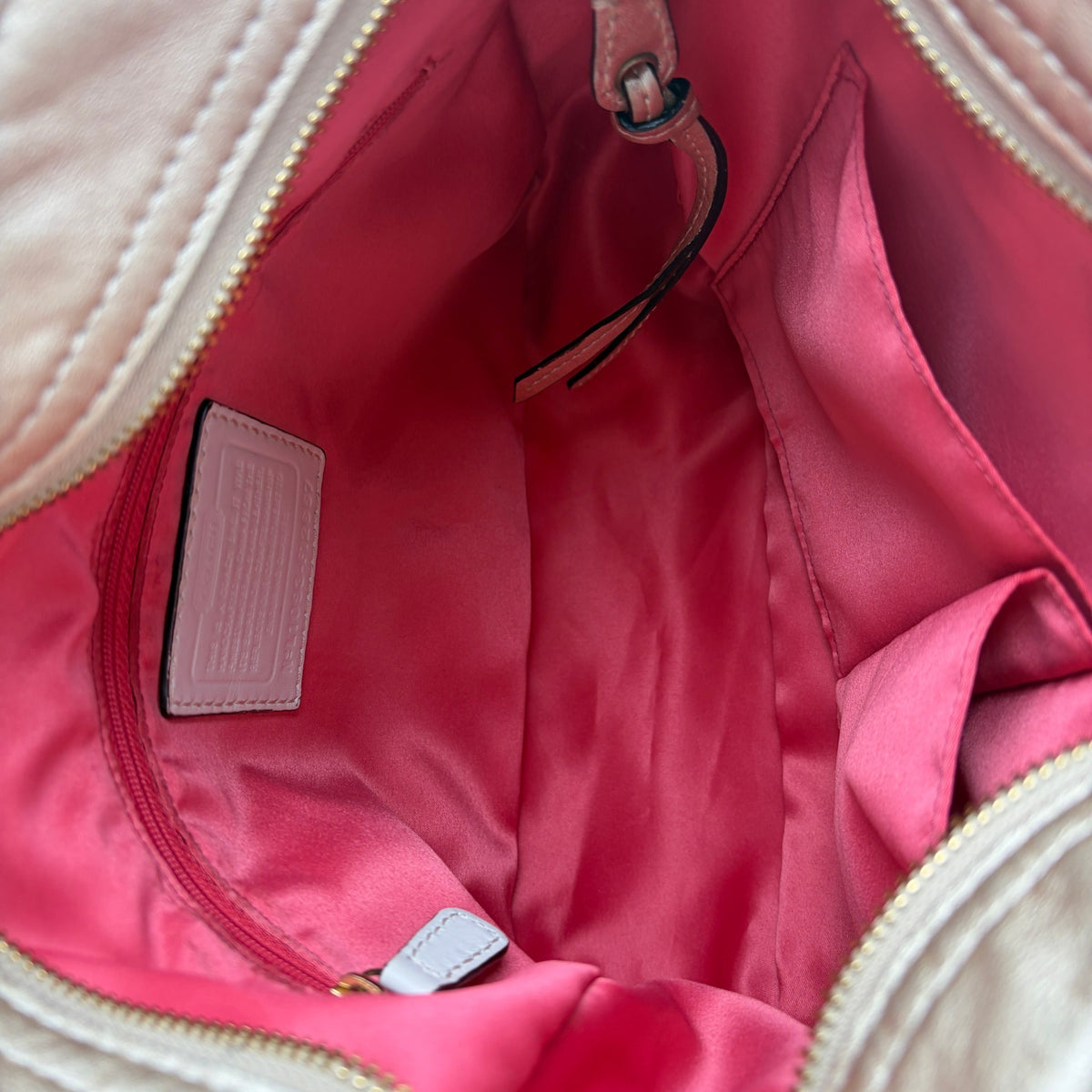 COACH SIGNATURE ZOE GOLD SHOULDER BAG