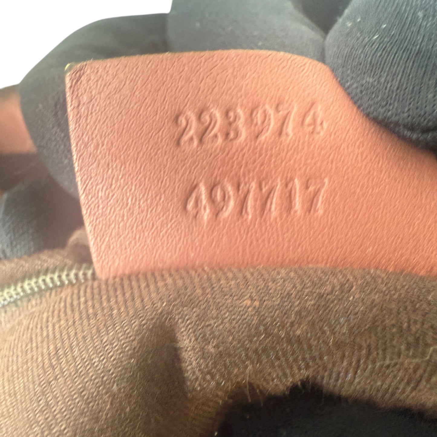 GUCCI GG MEDIUM SUKEY BOSTON BAG