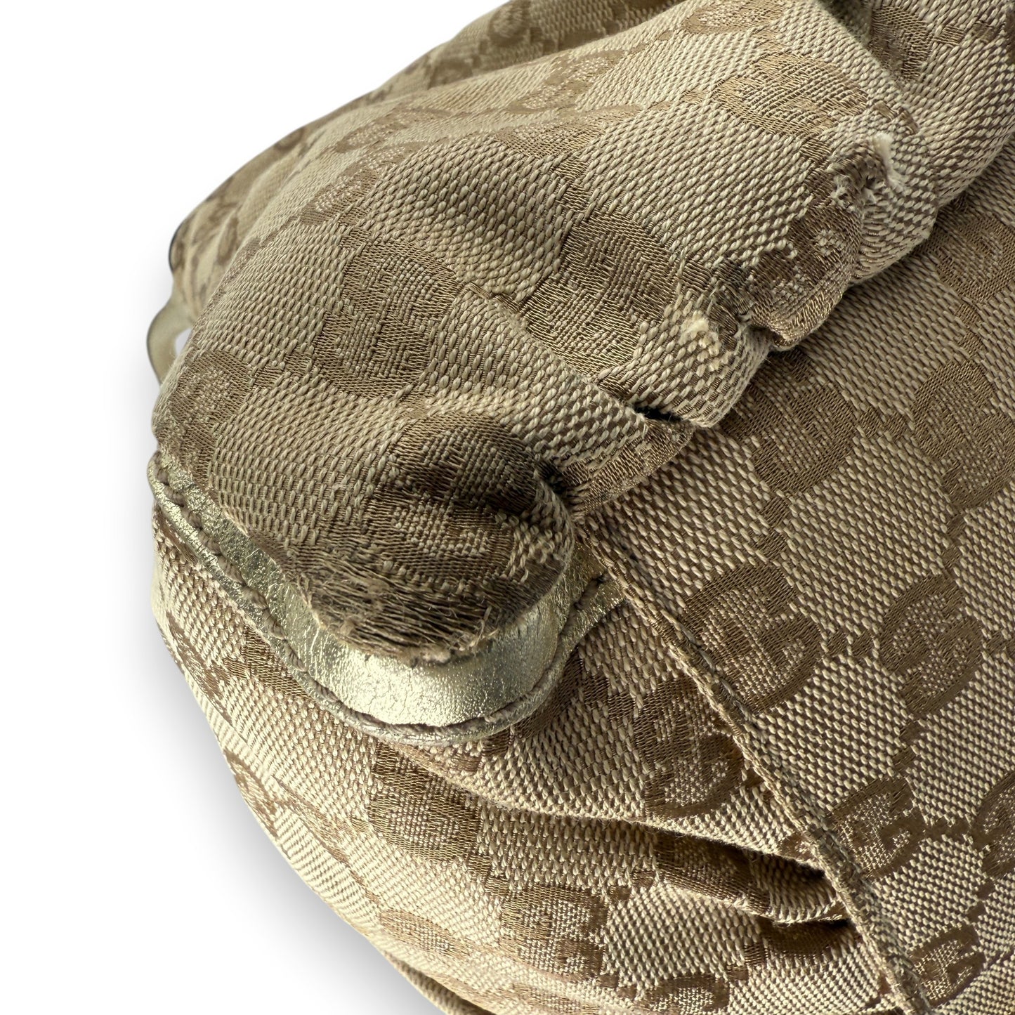 GUCCI GG CANVAS CHARMY 