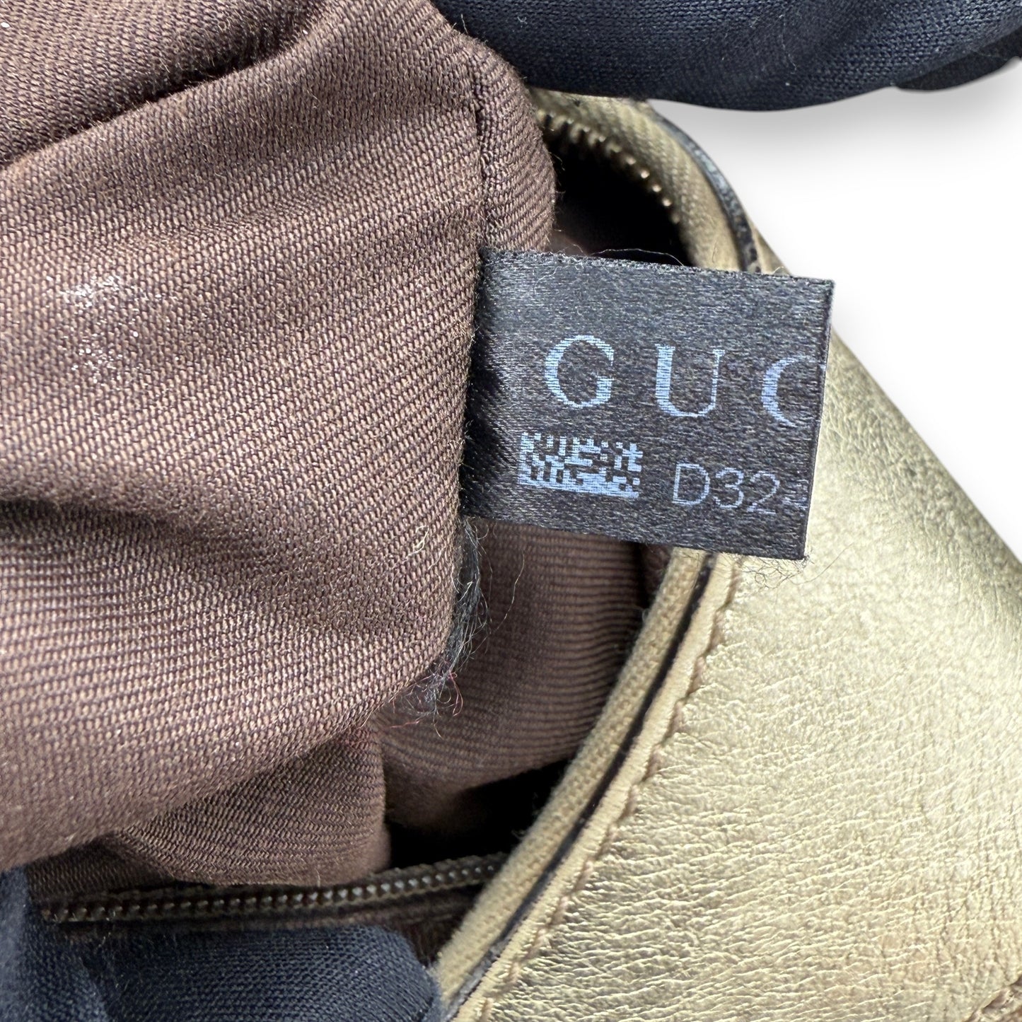 GUCCI GG CANVAS CHARMY 