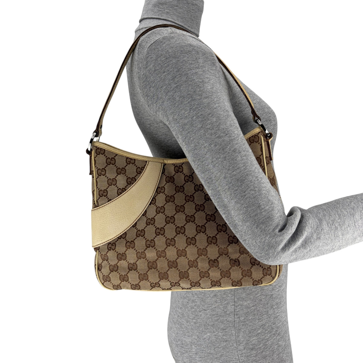GUCCI GG CANVAS HOBO BAG