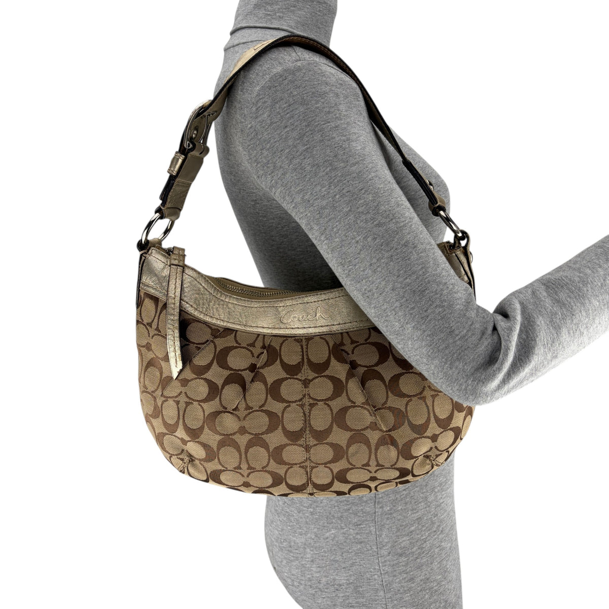 COACH SIGNATURE PLEATED HOBO BAG
