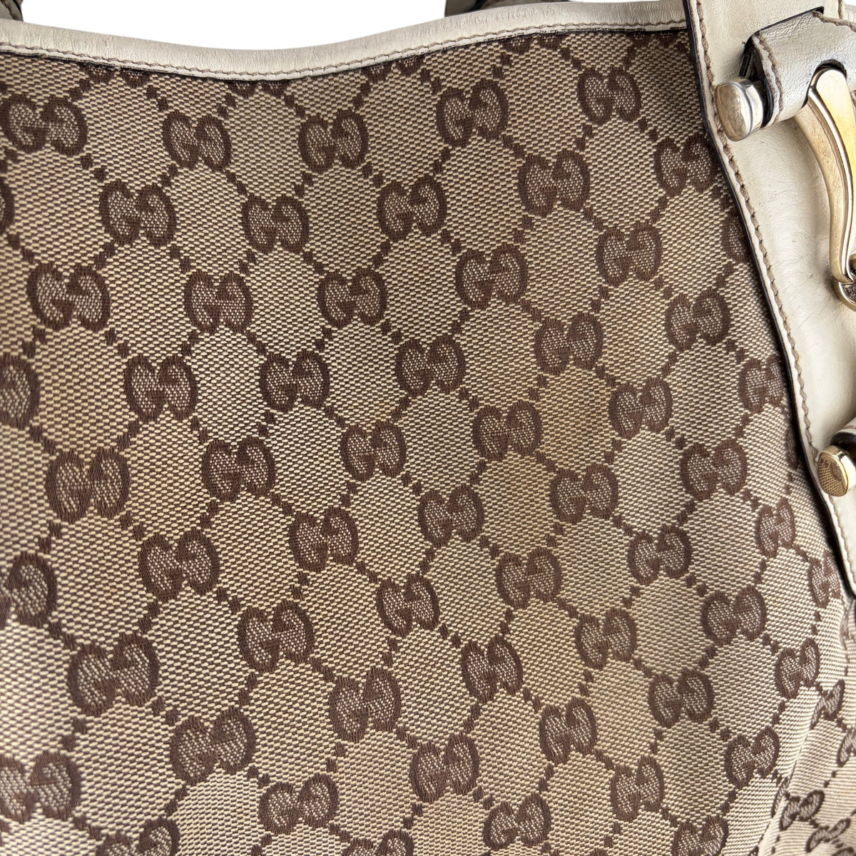GUCCI GG PELHAM BRAIDED SHOULDER BAG