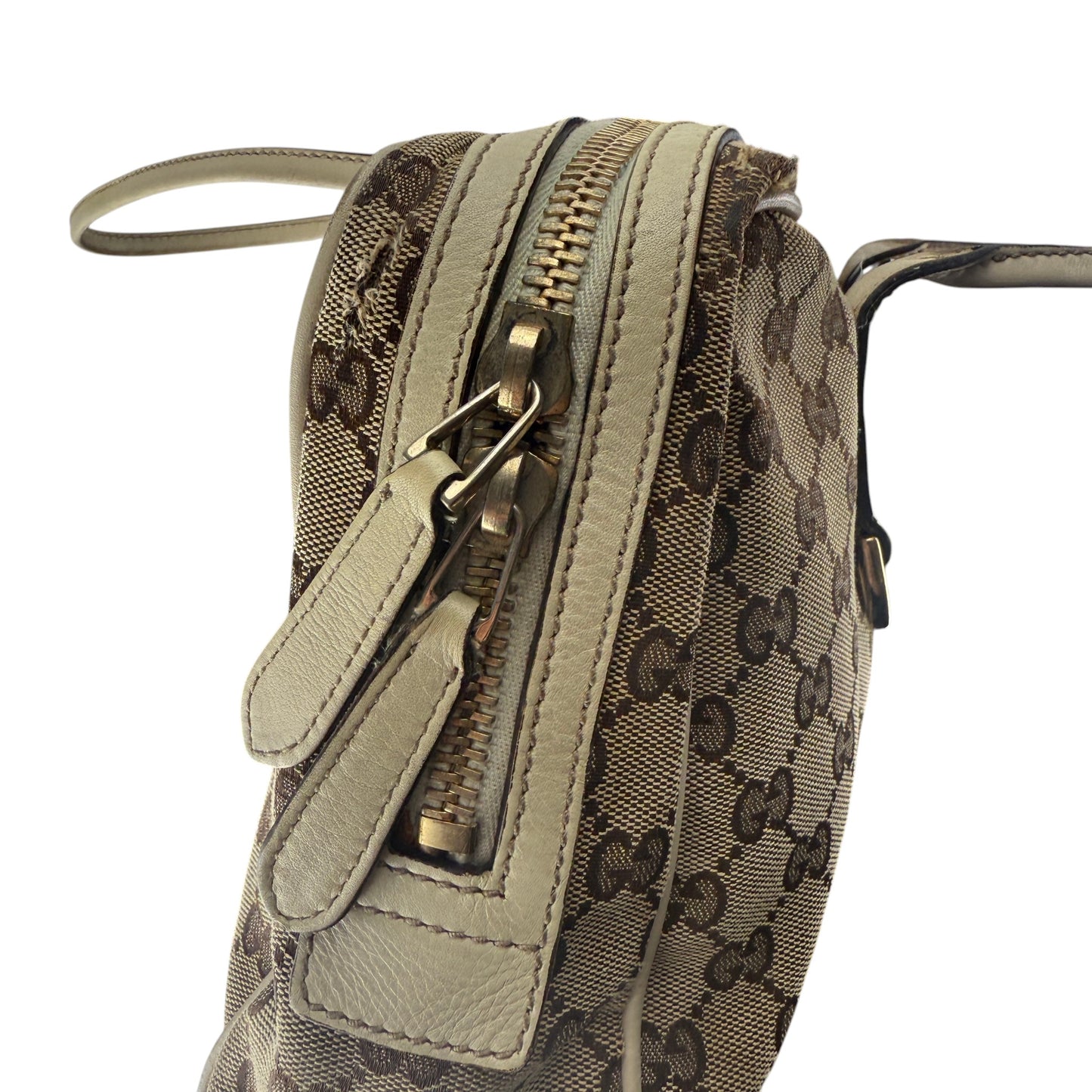 GUCCI GG CANVAS CHARMY 