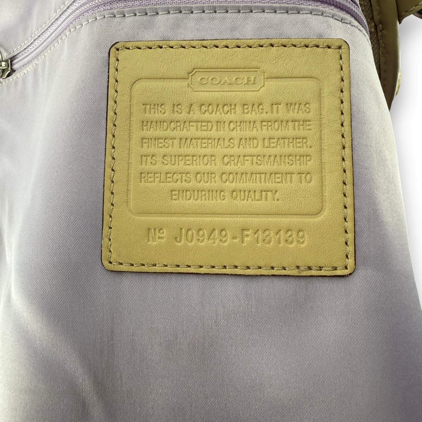 COACH SIGNATURE LEAH SHOULDER BAG