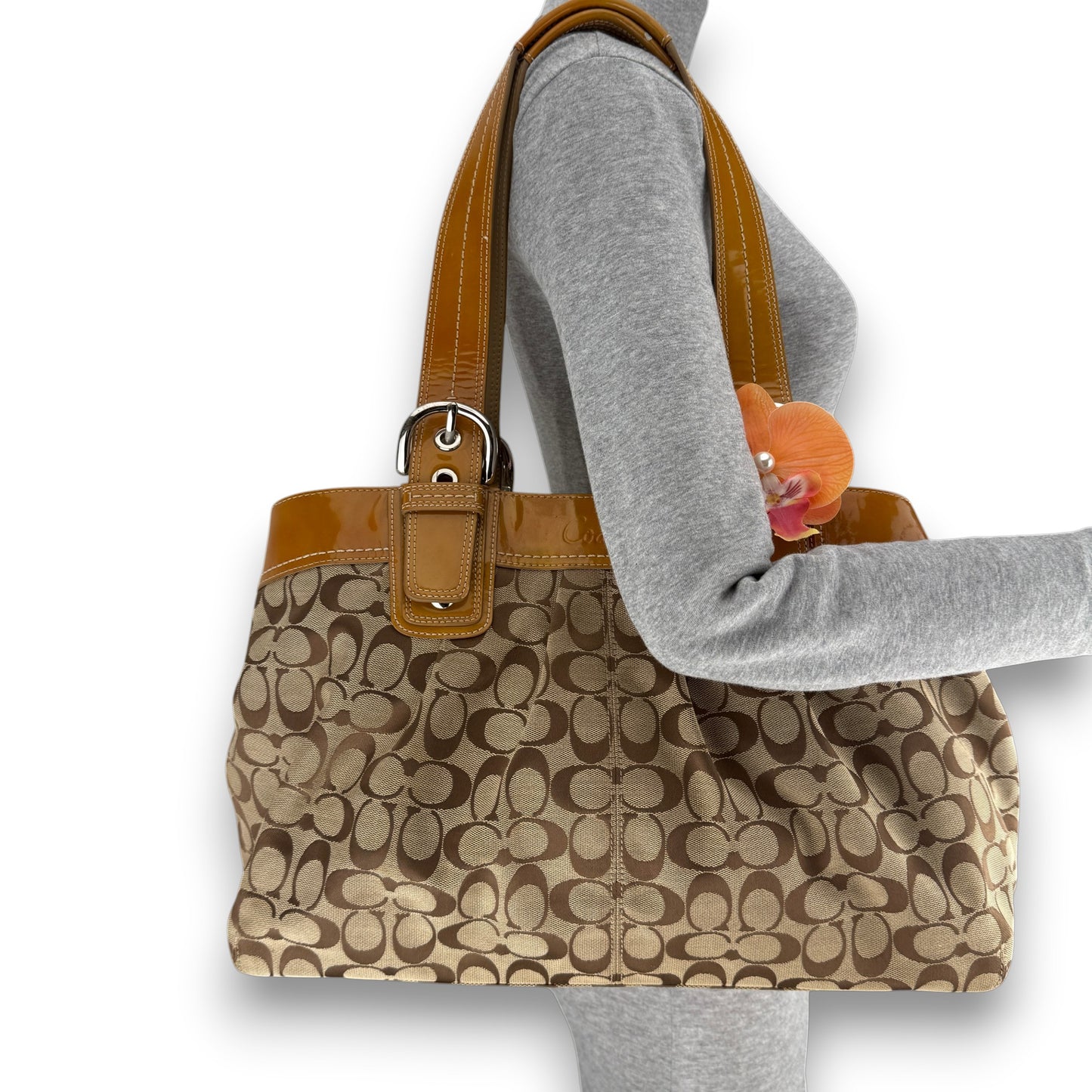 COACH SIGNATURE PLEATED TOTE BAG