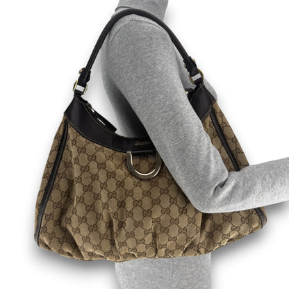 GUCCI GG CANVAS CHARMY 
