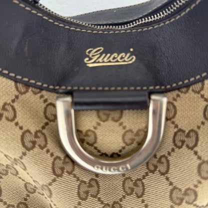 GUCCI GG CANVAS CHARMY 