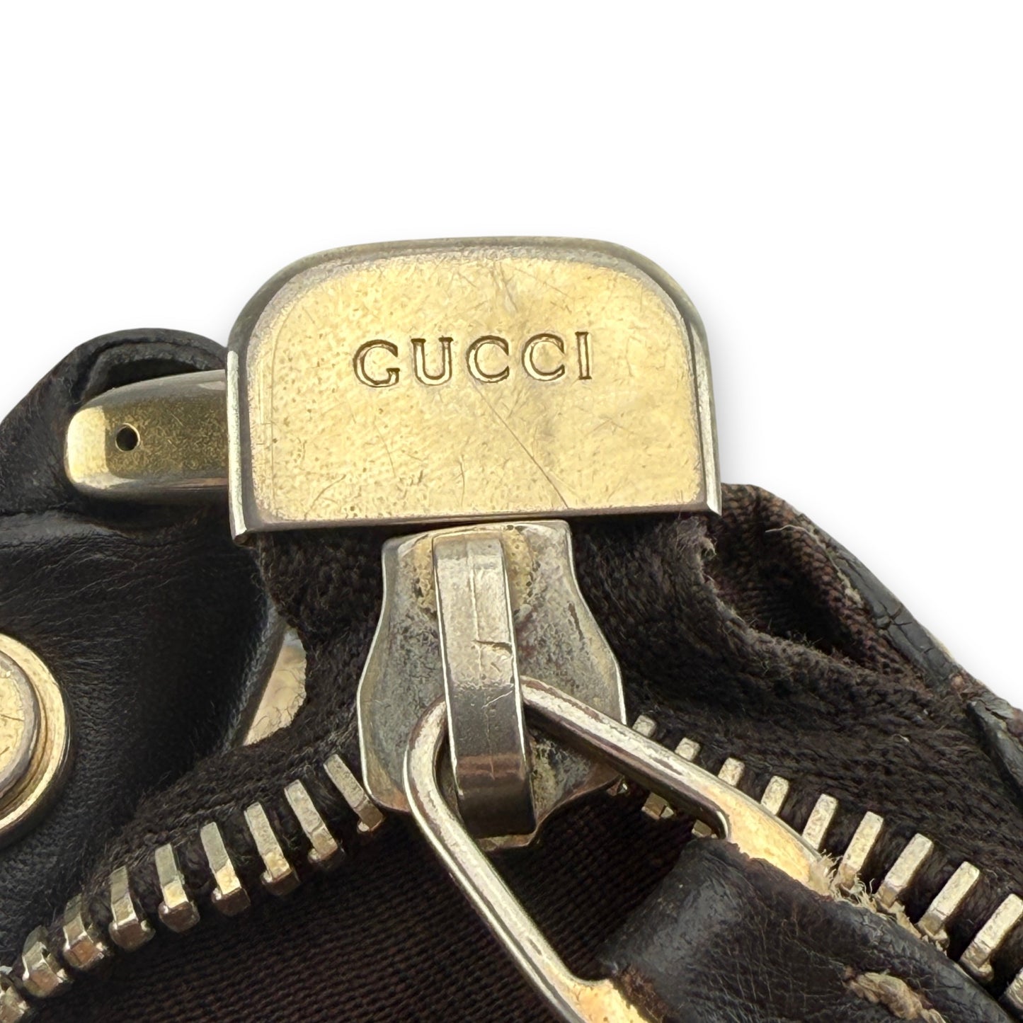 GUCCI GG CANVAS CHARMY 
