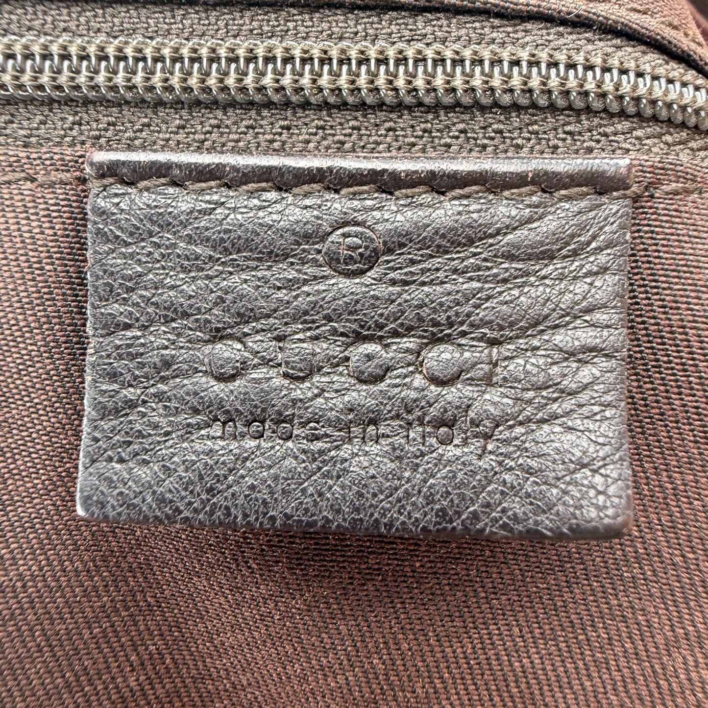 GUCCI GG CANVAS CHARMY 