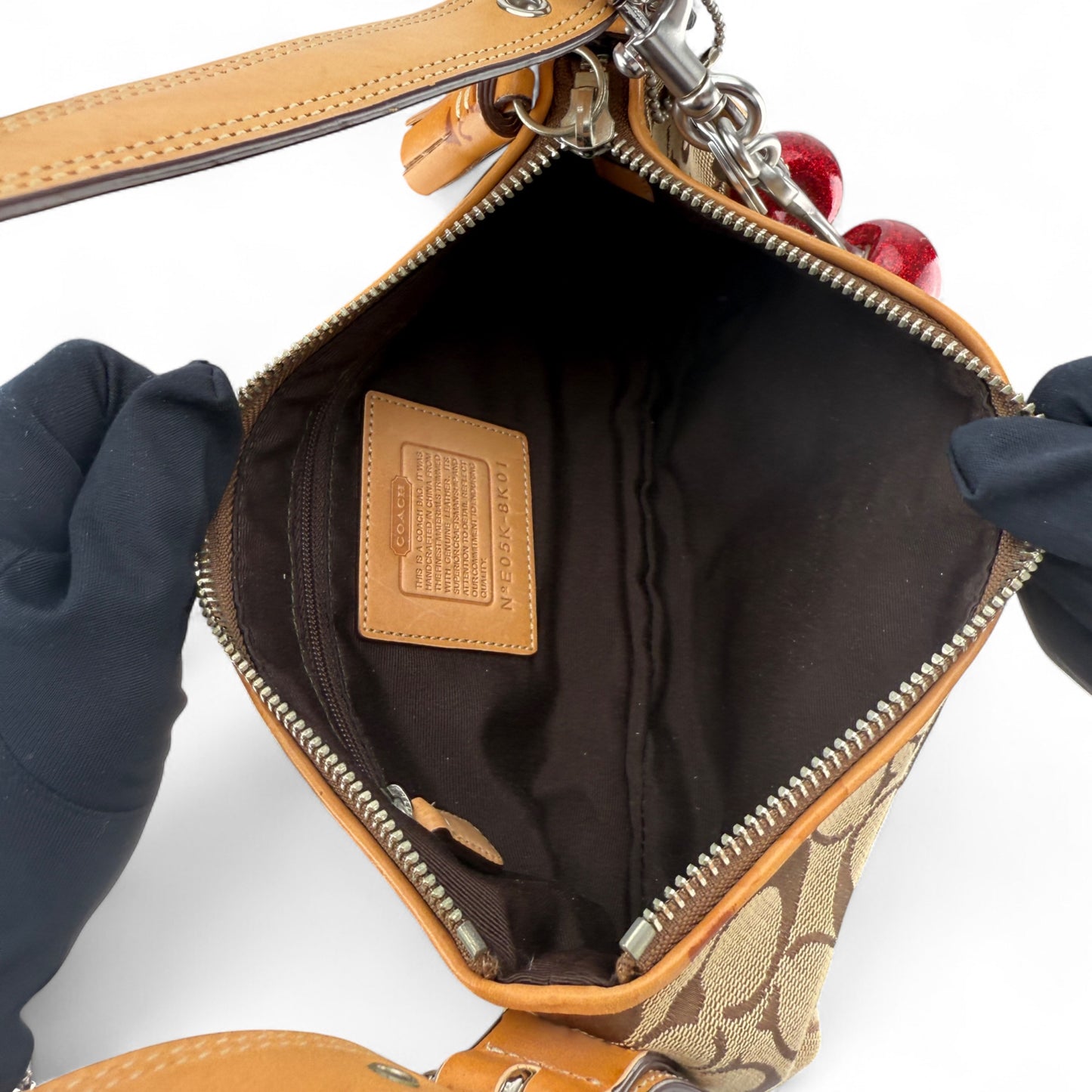 COACH SIGNATURE SUFFLETTE  BAG
