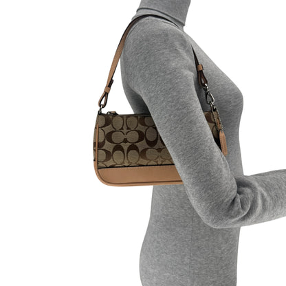 COACH SIGNATURE DEMI POUCH