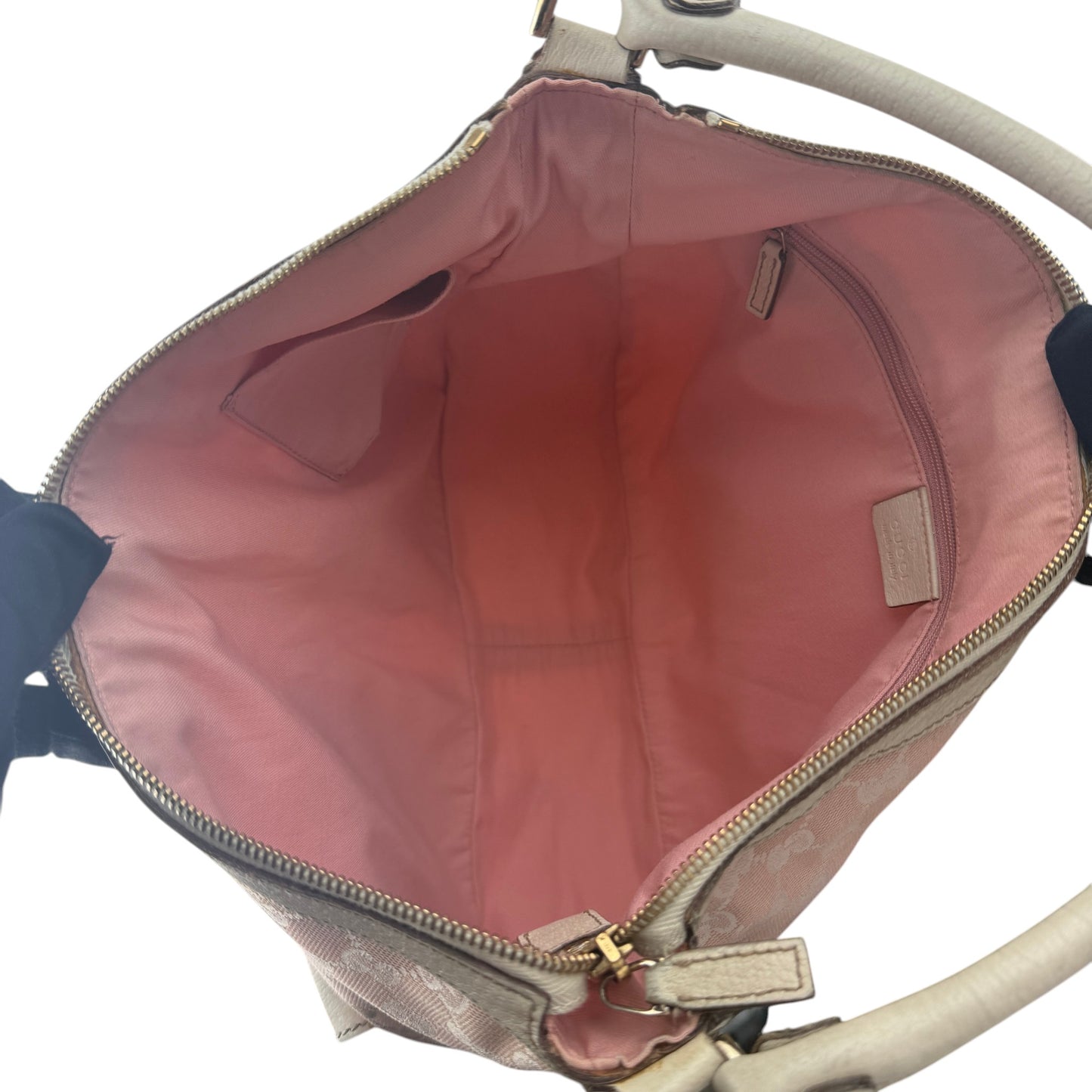 GUCCI GG CANVAS CHARMY 