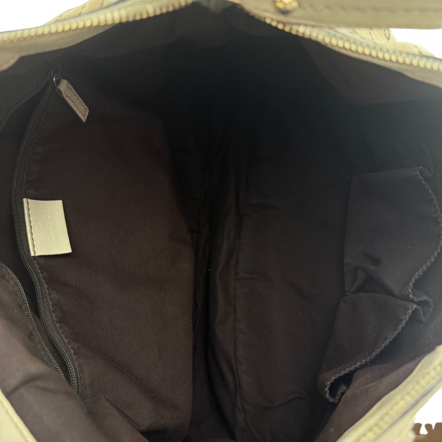 GUCCI GG SUKEY MEDIUM SHOULDER BAG