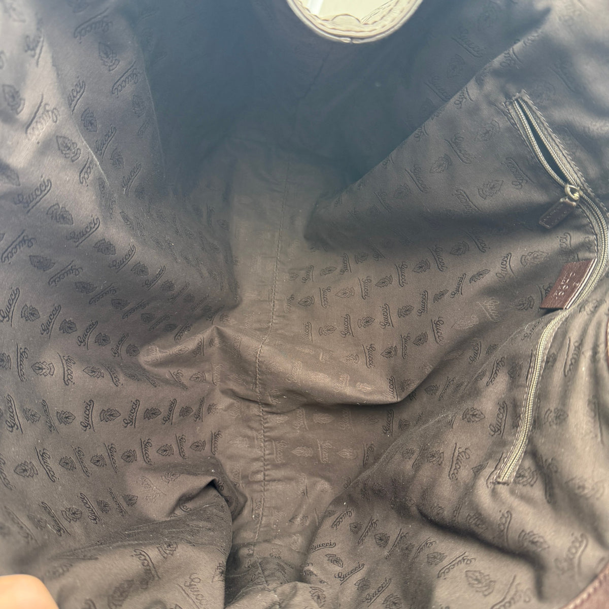 GUCCI GG CANVAS CHARMY 