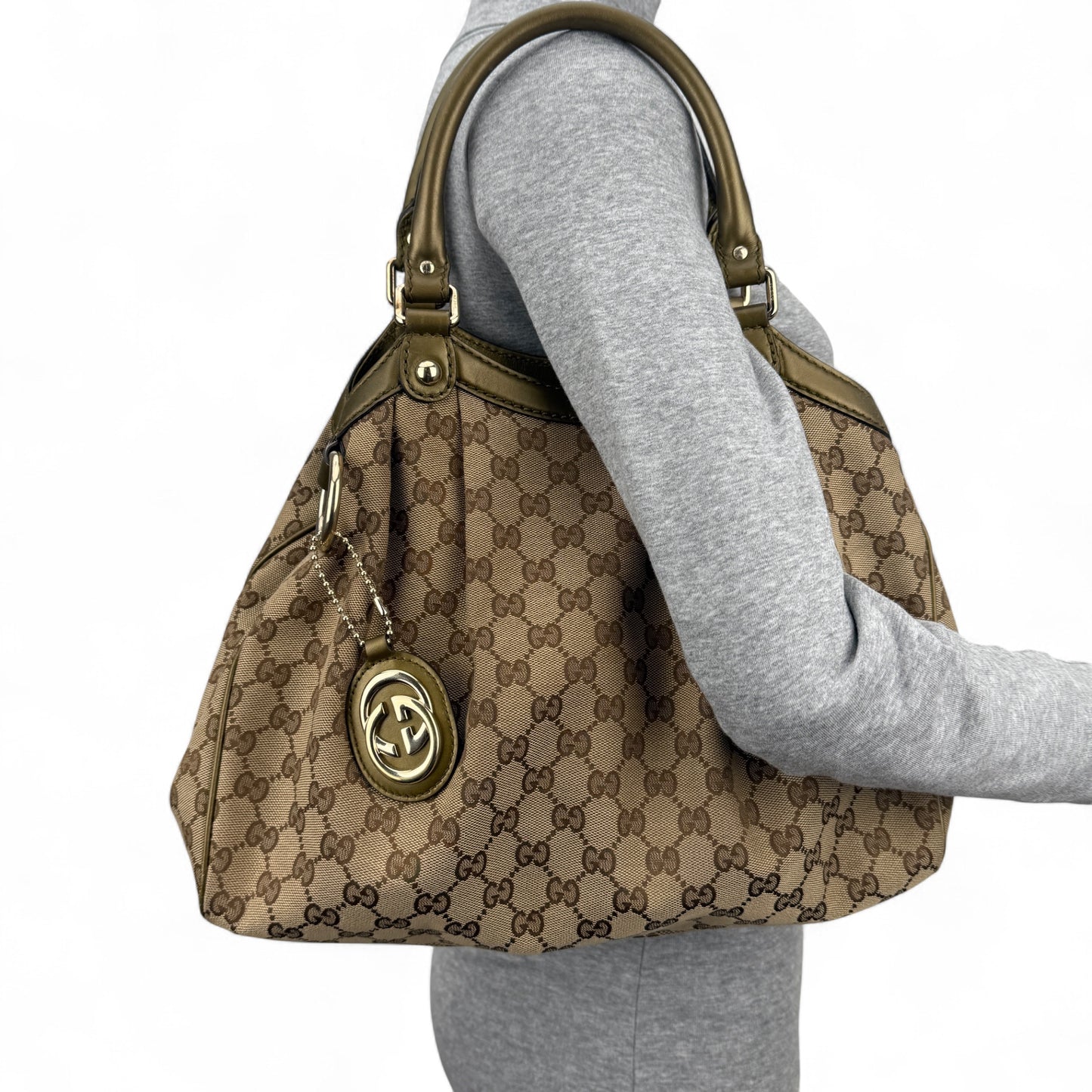 GUCCI GG MEDIUM SUKEY TOTE BAG