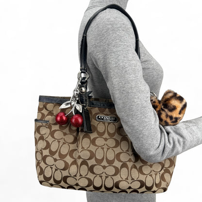 COACH SIGNATURE GALLERY TOTE BAG