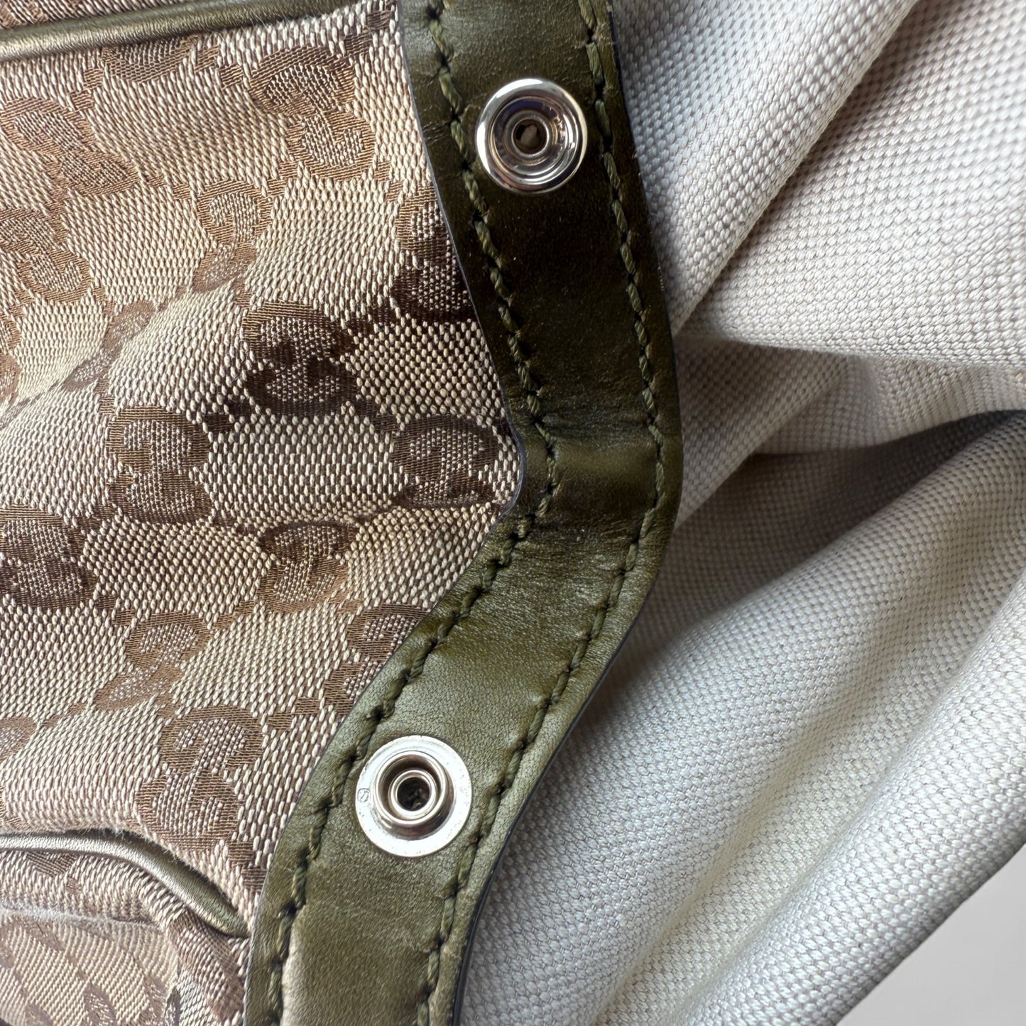 GUCCI GG MEDIUM SUKEY TOTE BAG