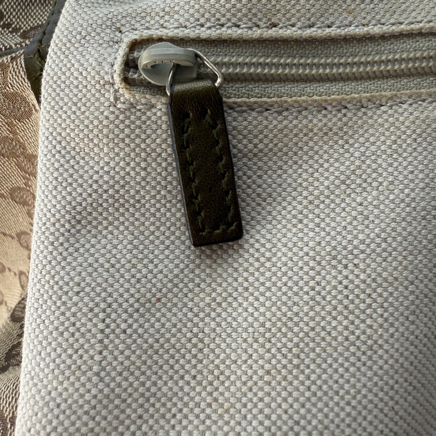 GUCCI GG MEDIUM SUKEY TOTE BAG